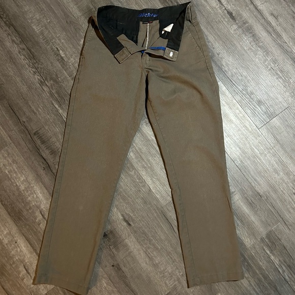 Men’s Dickies Flex Brown Pant 31x32 - Picture 2 of 2